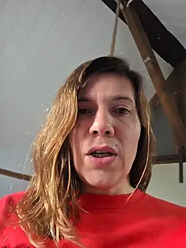 Lina_lou4 即時 XXX 聊天