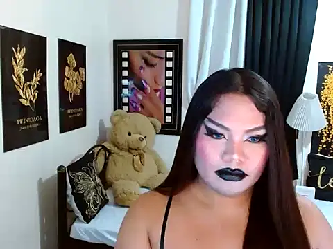 TSbrianaHugeCock 现场XXX聊天