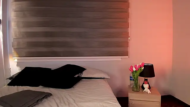 XXX chat uživo modela MERIDA_TAYLOR