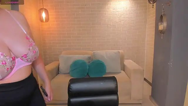 AmyRosse_X Live XXX-Chat