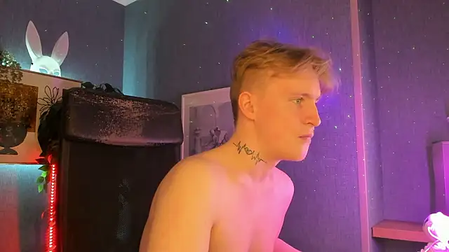 AlexxSweet's Live XXX Chat