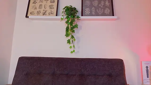 Meganlove__ – Naživo XXX chat