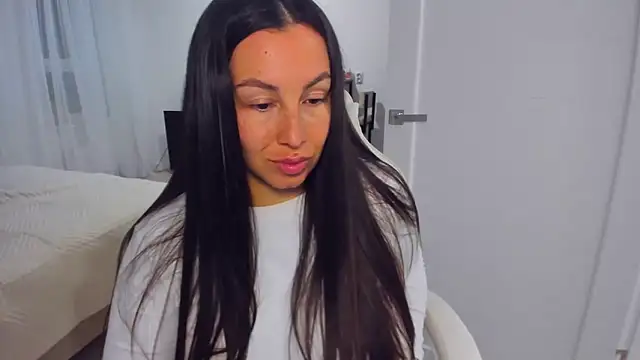 AvisFlowers' Live XXX Chat