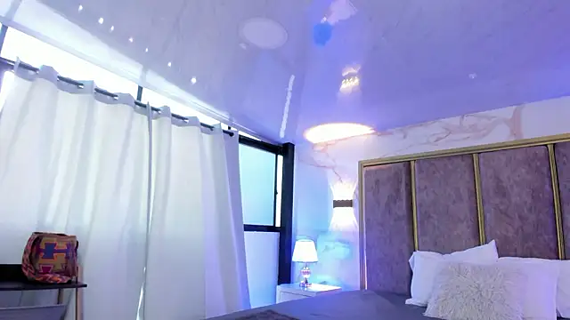 Chat +18 de GiselOrtiz ao vivo