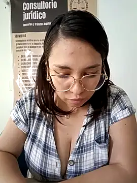 ISABELLA-24_ 现场XXX聊天