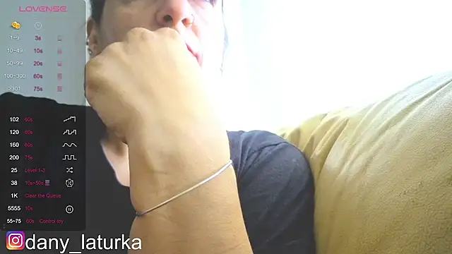 Bellydancerhot: онлайн-секс-чат