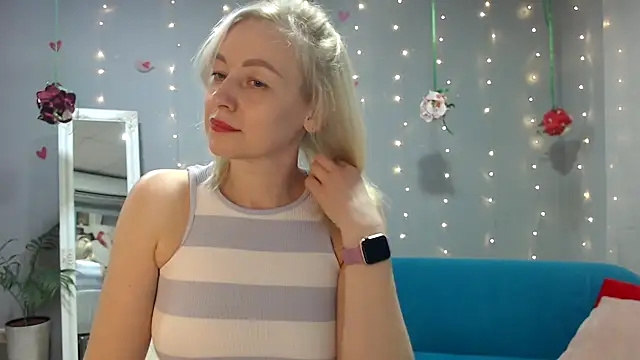 Sunny_blondのライブXXXチャット