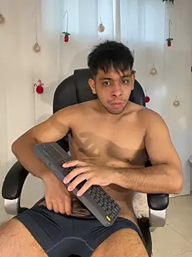 shooting_wilson Adlı Modelin Canlı XXX Sohbeti