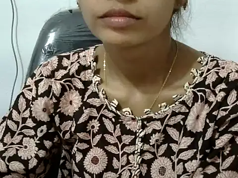 Kulsum_S Adlı Modelin Canlı XXX Sohbeti