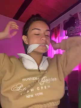 bliinkii_and_luka_n Live XXX chat