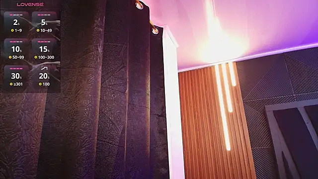 Hanna_Becker_: онлайн-секс-чат