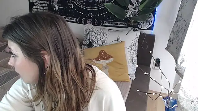 AlienforTwenty Live XXX-chat