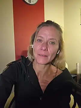 yola181のライブXXXチャット