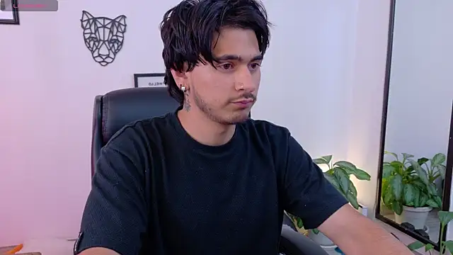 Elian_savoy Chat XXX in diretta