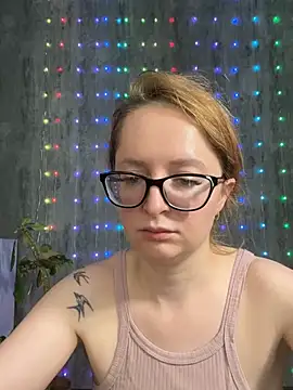 Chatroom XXX en direct de coy_girl_