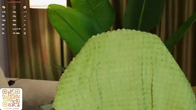 Chatroom XXX en direct de honey_kors