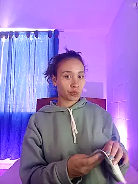 Charlotte_morhh_のライブXXXチャット