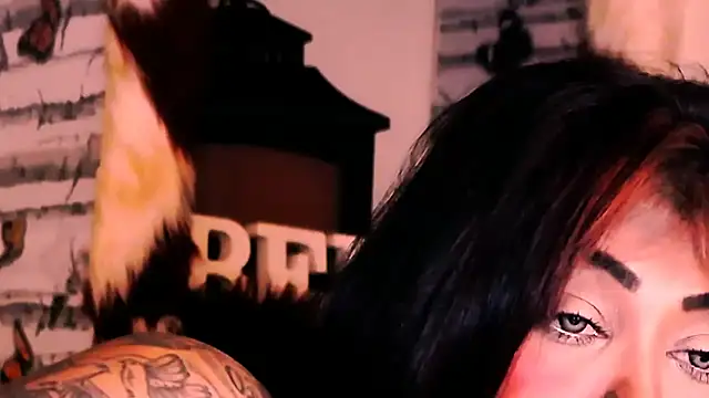 Czat XXX na żywo – indian_dreamgirl