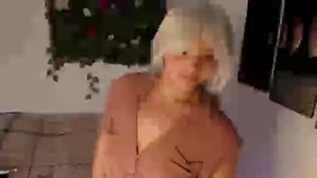 chloe_kisses Live XXX Chat