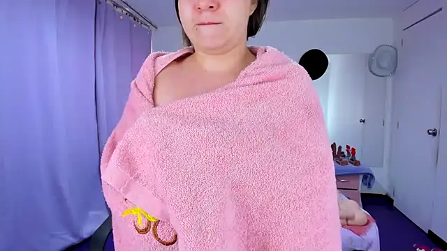 Luna_Analya Adlı Modelin Canlı XXX Sohbeti