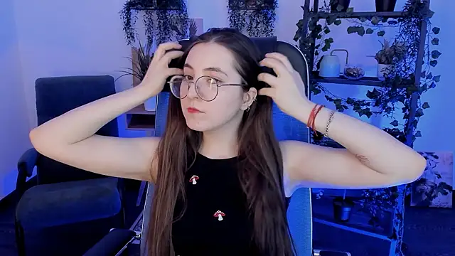 VirtuallVoyant Adlı Modelin Canlı XXX Sohbeti