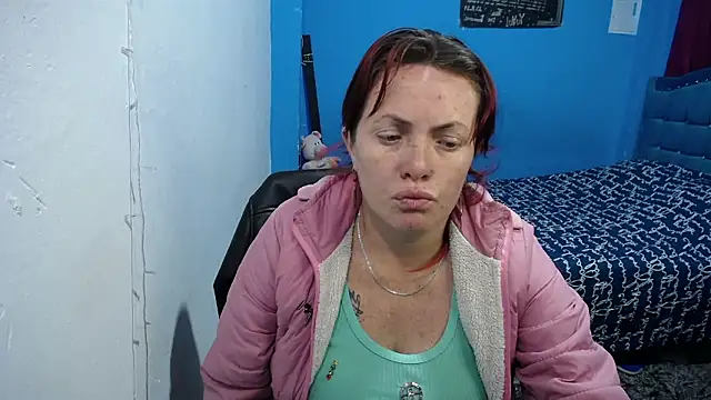Carolinhe's Live XXX Chat