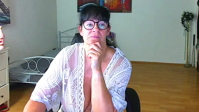 Sylly ওয়েবক্যাম শো