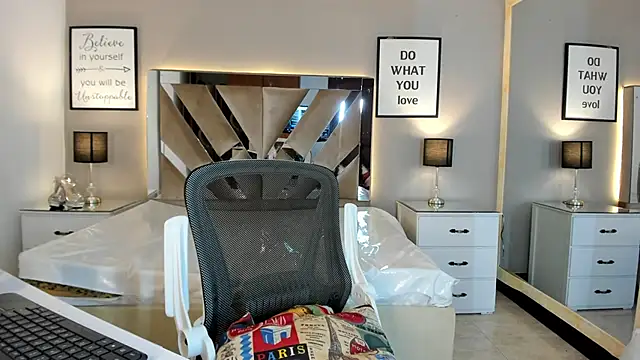 cellestehot's Live XXX Chat