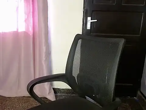 savage_laura 网络视讯表演