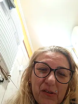 دردشة WheitDevil الجنسية المباشرة