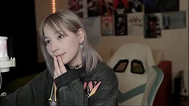 دردشة Traharaa الجنسية المباشرة