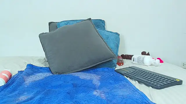 cinderella_jackson 即時 XXX 聊天