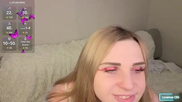 Chatroom XXX en direct de HelenMartines