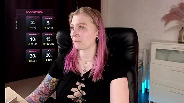 دردشة Kiki_shay الجنسية المباشرة