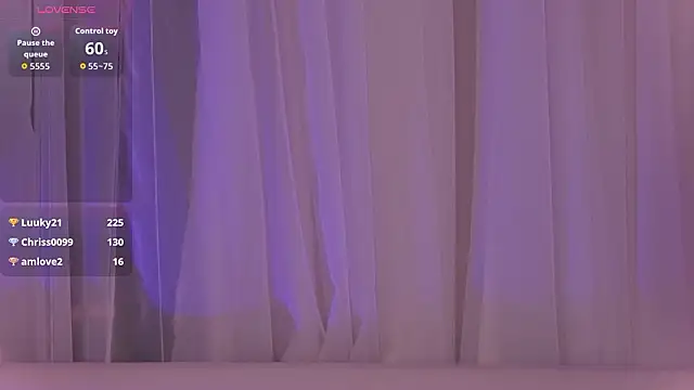 AnnaRow 即時 XXX 聊天