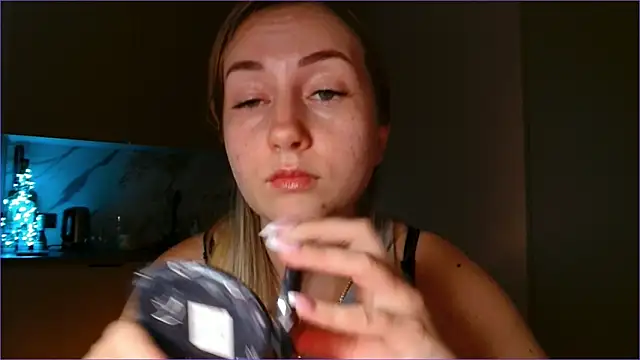 Chat XXX en directo de BluueSilk