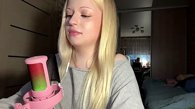 Chat XXX en directo de JeneeBIanks