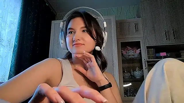 Show modela MiryDeni na web-kameri