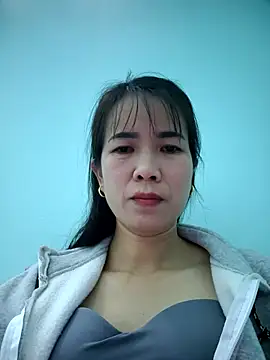 Geelio-playsx24 – Naživo XXX chat