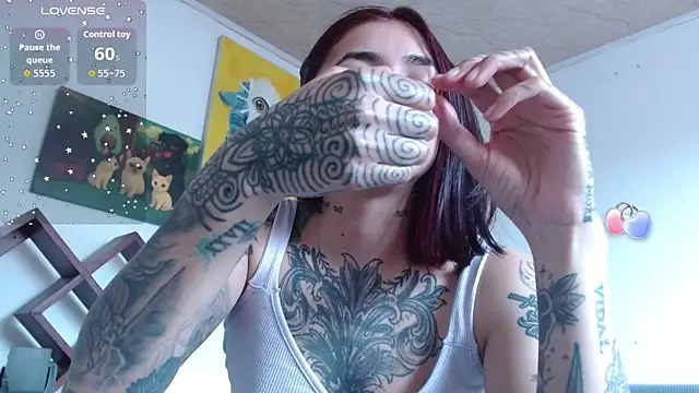 Chat XXX en directo de ZoeBakers_