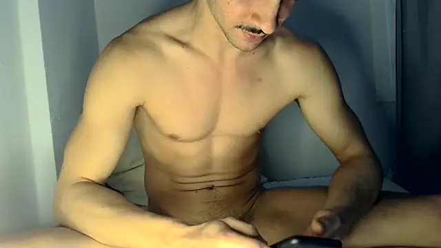 Manugic19 Webcam-Show