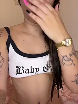 دردشة LyaOfficial الجنسية المباشرة