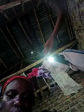 holygrail001 即時 XXX 聊天