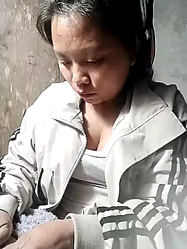 venu00 Chat XXX in diretta