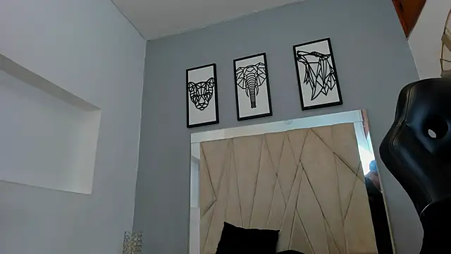 adams_bobby Adlı Modelin Canlı XXX Sohbeti