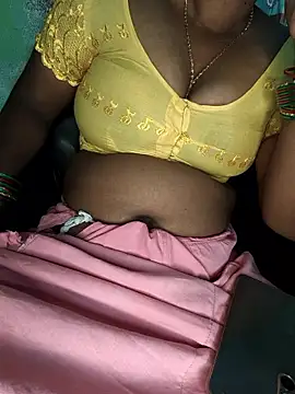 Tamilselviroja- Chat XXX in diretta