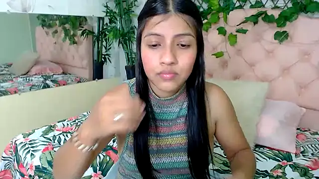 zara_cute 现场XXX聊天