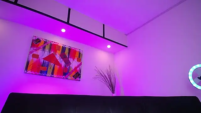 stefy_bratz Show in webcam