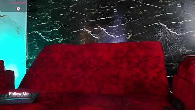 Онлайн чат XXX crislingery_dolli