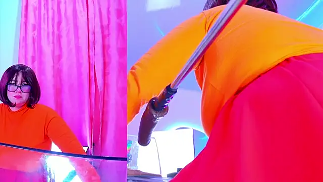 دردشة NathaxaLeans الجنسية المباشرة